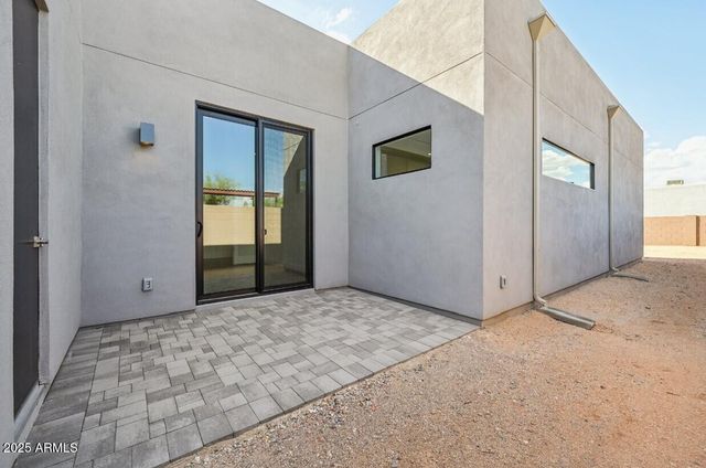 5768 E Rancho Caliente Drive, Cave Creek, AZ 85331