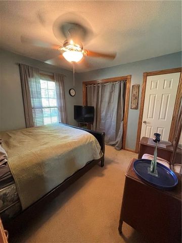 105 W South Street, Spring Hill, KS 66083