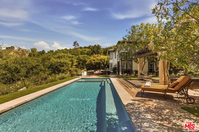 22303 Dunmore Drive, Calabasas, CA 91302