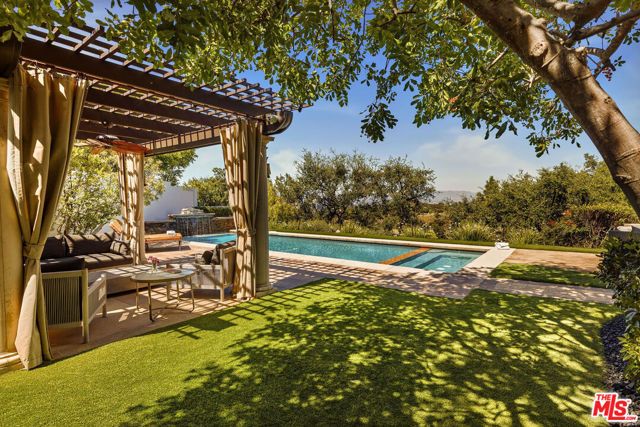 22303 Dunmore Drive, Calabasas, CA 91302