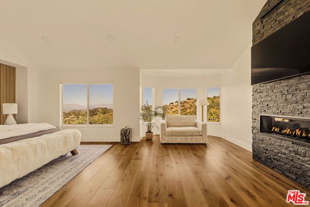 22303 Dunmore Drive, Calabasas, CA 91302