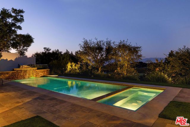 22303 Dunmore Drive, Calabasas, CA 91302