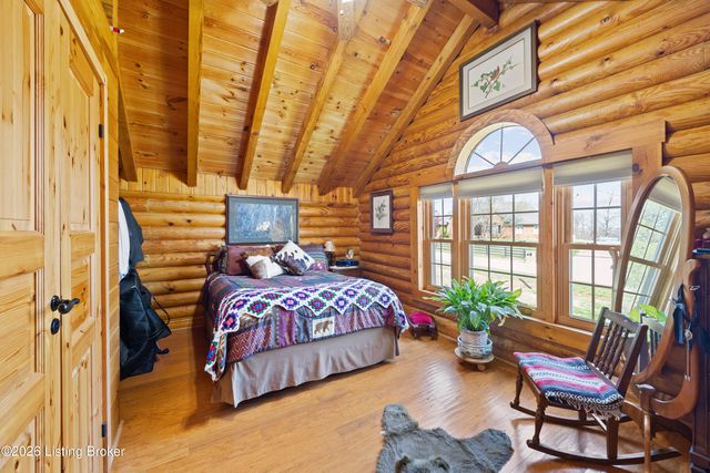 1271 Cabin Creek Dr, Brooks, KY 40109