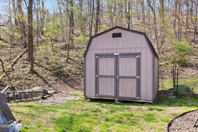 1271 Cabin Creek Dr, Brooks, KY 40109