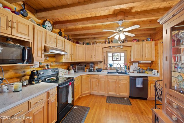 1271 Cabin Creek Dr, Brooks, KY 40109