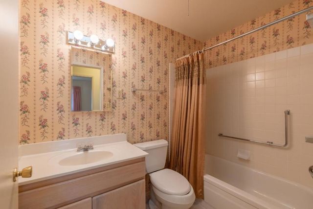 209 Hacienda Carmel, Carmel, CA 93923