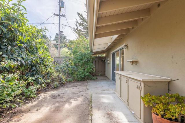 209 Hacienda Carmel, Carmel, CA 93923