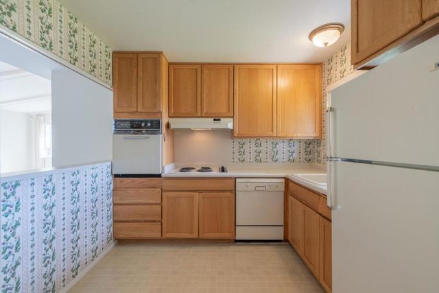 209 Hacienda Carmel, Carmel, CA 93923