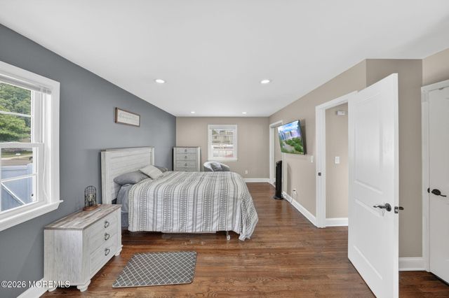 40 Woodside Drive, Howell, NJ 07731