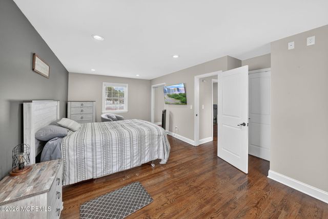 40 Woodside Drive, Howell, NJ 07731
