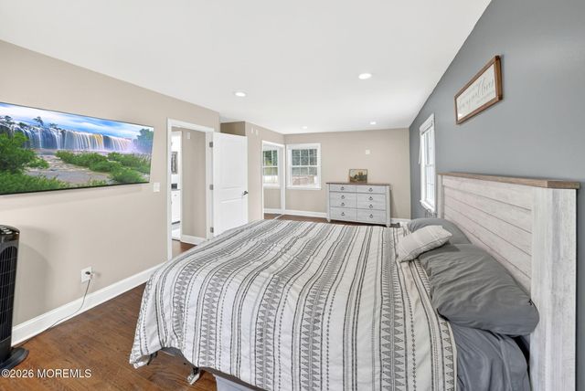 40 Woodside Drive, Howell, NJ 07731
