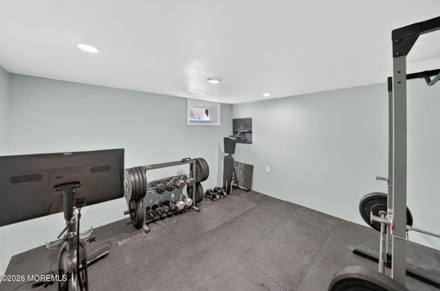 40 Woodside Drive, Howell, NJ 07731