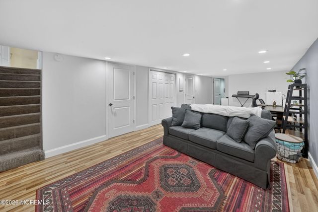 40 Woodside Drive, Howell, NJ 07731