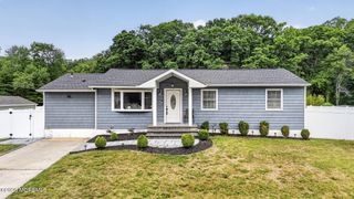 40 Woodside Drive, Howell, NJ 07731
