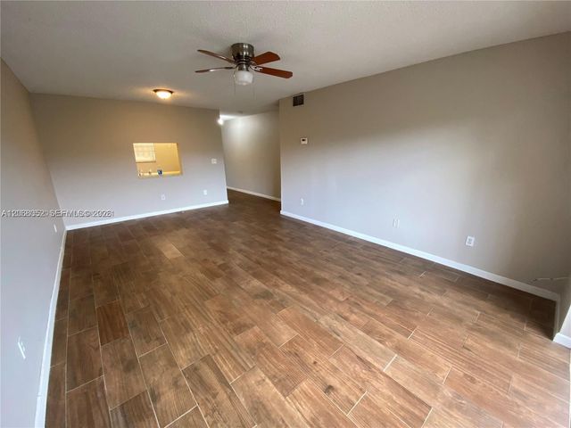 2800 NW 56th Avenue B304, Lauderhill, FL 33313