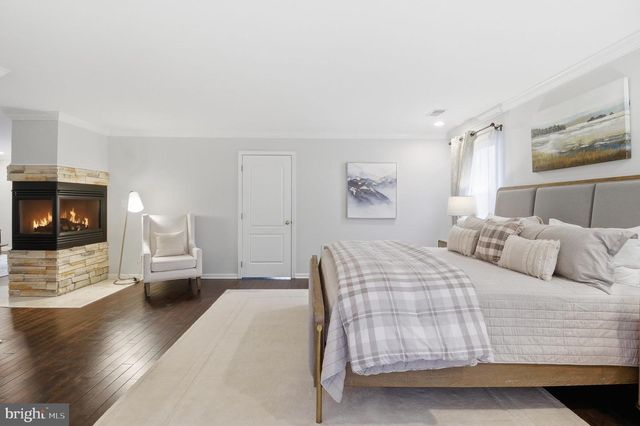 3221 SPRING RAIN CT, Herndon, VA 20171