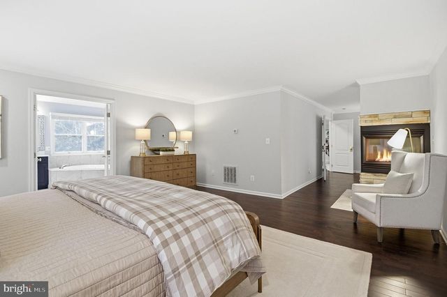 3221 SPRING RAIN CT, Herndon, VA 20171