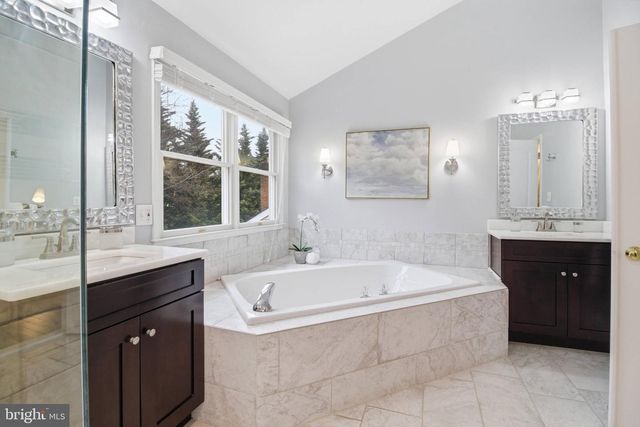 3221 SPRING RAIN CT, Herndon, VA 20171