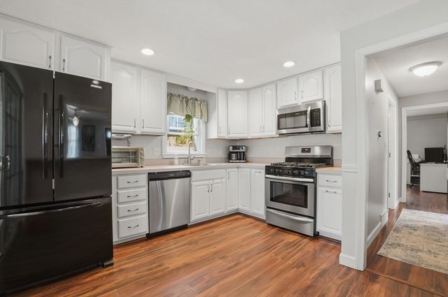 6 David Drive, Blackstone, MA 01504