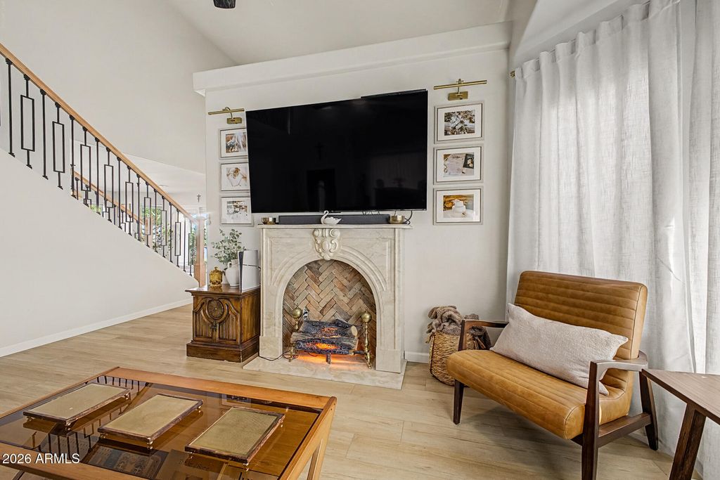 Image 7 of property listing at 9356 W PIONEER Street, Tolleson, AZ 85353