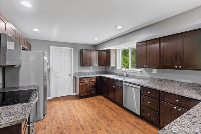 29319 132nd Avenue E, Graham, WA 98338