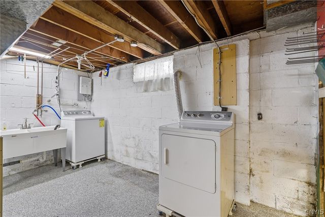 111 Wilmore Place, Syracuse, NY 13208