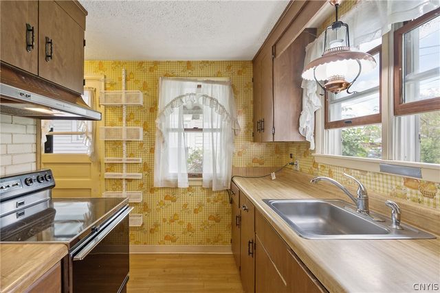111 Wilmore Place, Syracuse, NY 13208