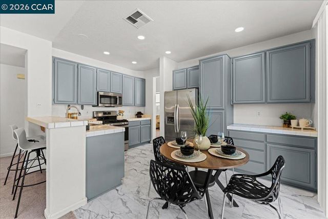2304 Grassland Way, Antioch, CA 94531