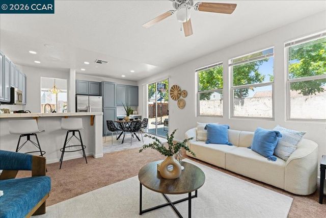 2304 Grassland Way, Antioch, CA 94531