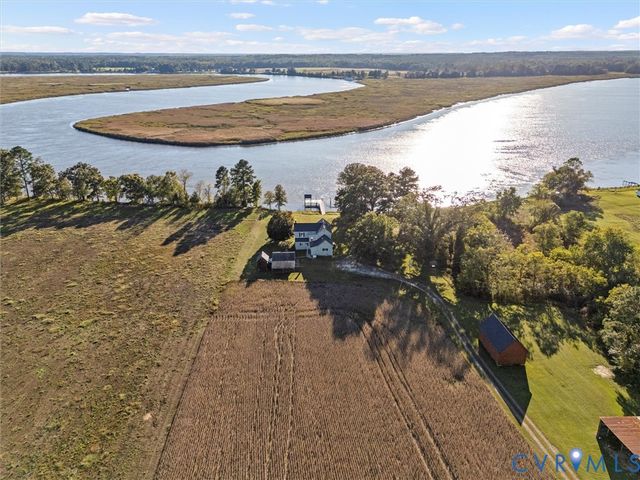 1765 Clifton Ln, Little Plymouth, VA 23091