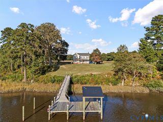 1765 Clifton Ln, Little Plymouth, VA 23091