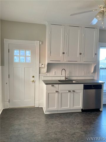 62 Trinity Place, Buffalo, NY 14201