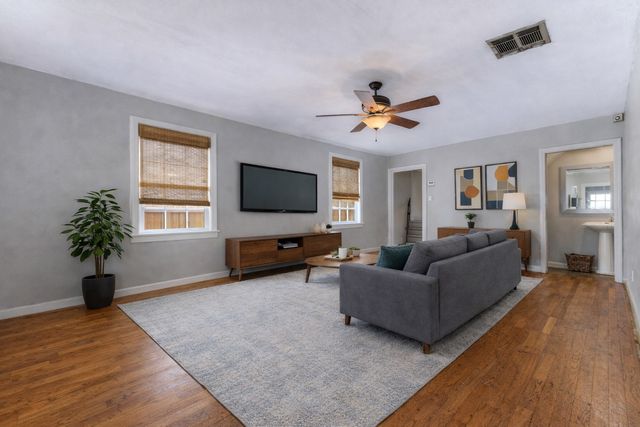 4527 Capitol Avenue, Dallas, TX 75204