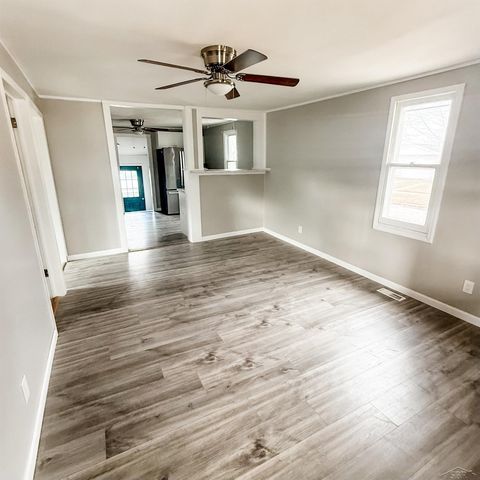 1609 Fremont Avenue, Bay City, MI 48708
