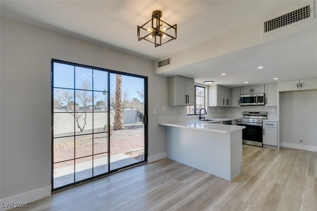 3484 Nightflower Lane B, Las Vegas, NV 89121