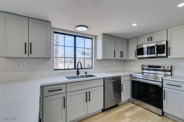 3484 Nightflower Lane B, Las Vegas, NV 89121