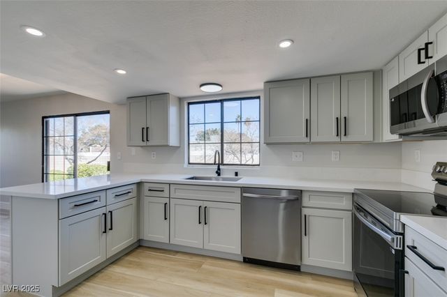 3484 Nightflower Lane B, Las Vegas, NV 89121