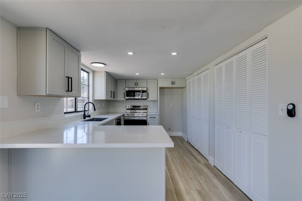 3484 Nightflower Lane B, Las Vegas, NV 89121