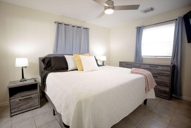 27394 Saint Lucie Lane, Ramrod Key, FL 33042