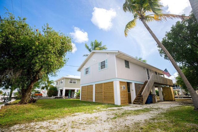 27394 Saint Lucie Lane, Ramrod Key, FL 33042