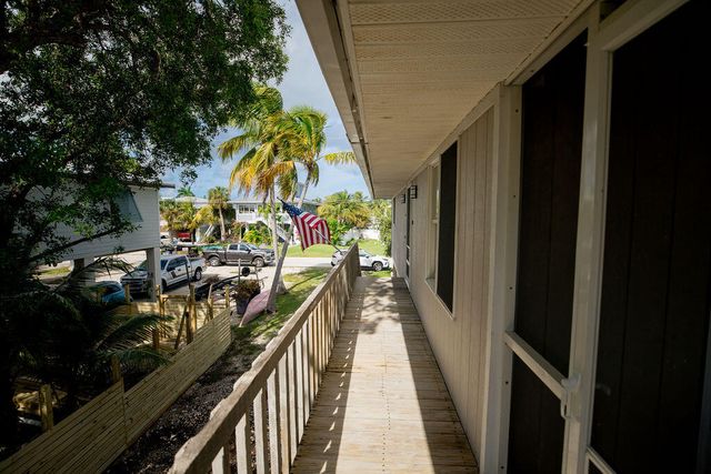 27394 Saint Lucie Lane, Ramrod Key, FL 33042