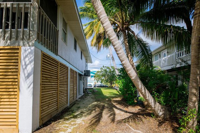 27394 Saint Lucie Lane, Ramrod Key, FL 33042