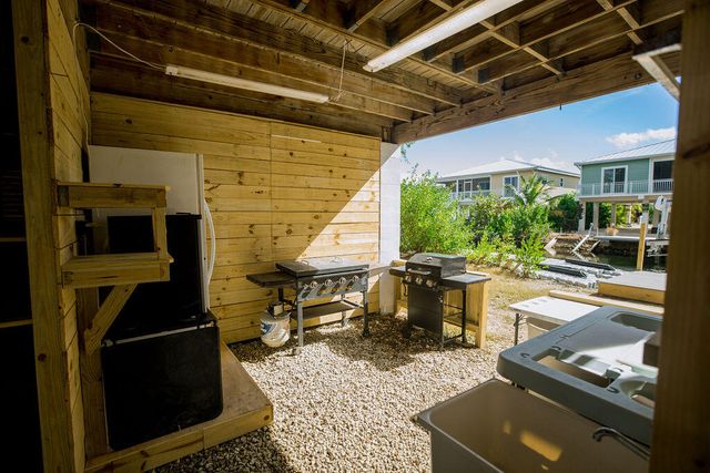 27394 Saint Lucie Lane, Ramrod Key, FL 33042