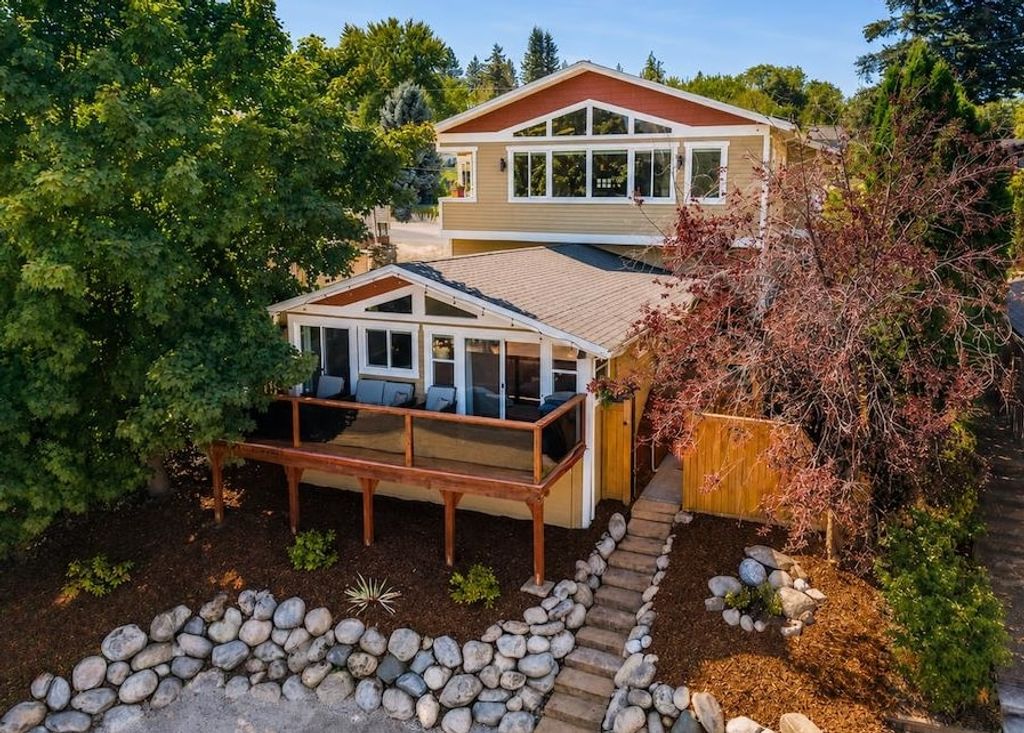 902 S Liberty Dr, Liberty Lake, WA 99019 photo 3
