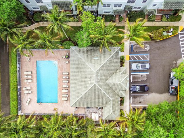 1132 NW 18th Avenue, Boca Raton, FL 33486