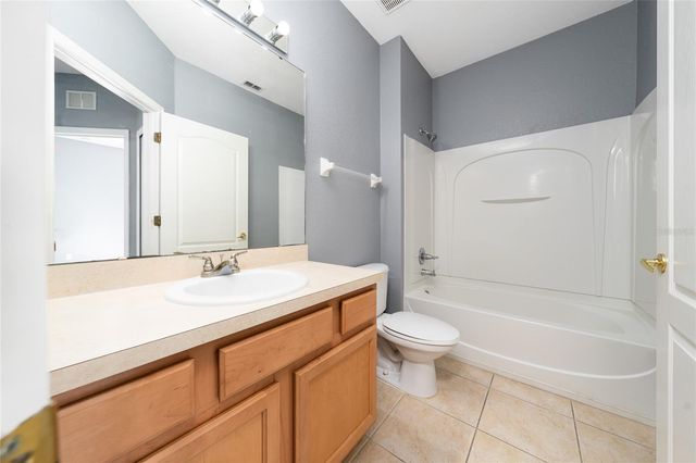 2371 CARAVELLE CIRCLE, Kissimmee, FL 34746