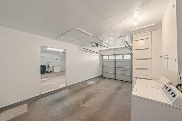 613 Grantham Road, Baytown, TX 77521