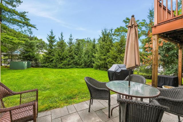1 Kings Court A, Mohegan Lake, NY 10547