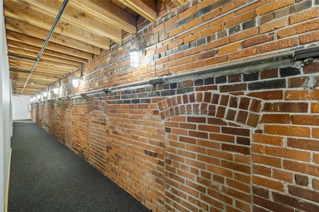 301 E Court Avenue 203, Des Moines, IA 50309