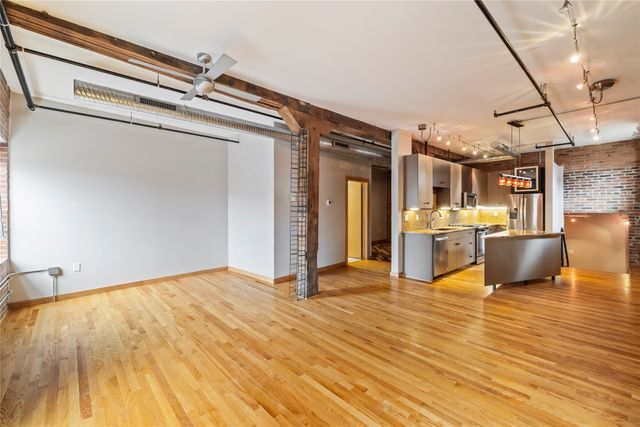 301 E Court Avenue 203, Des Moines, IA 50309